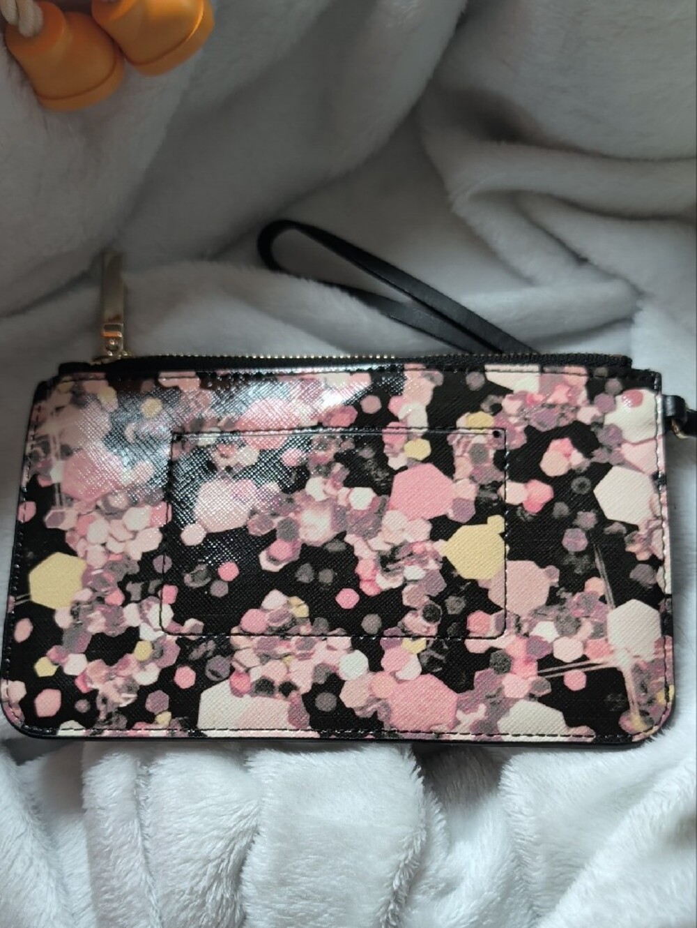 Kate Spade New York Grant Lane Slim Bee Wristlet - Picture 3 of 10